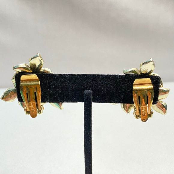 Judy Lee Stud Earrings Frosted Gold Tone Three Leaf Design Clip Ons - Picture 5 of 9